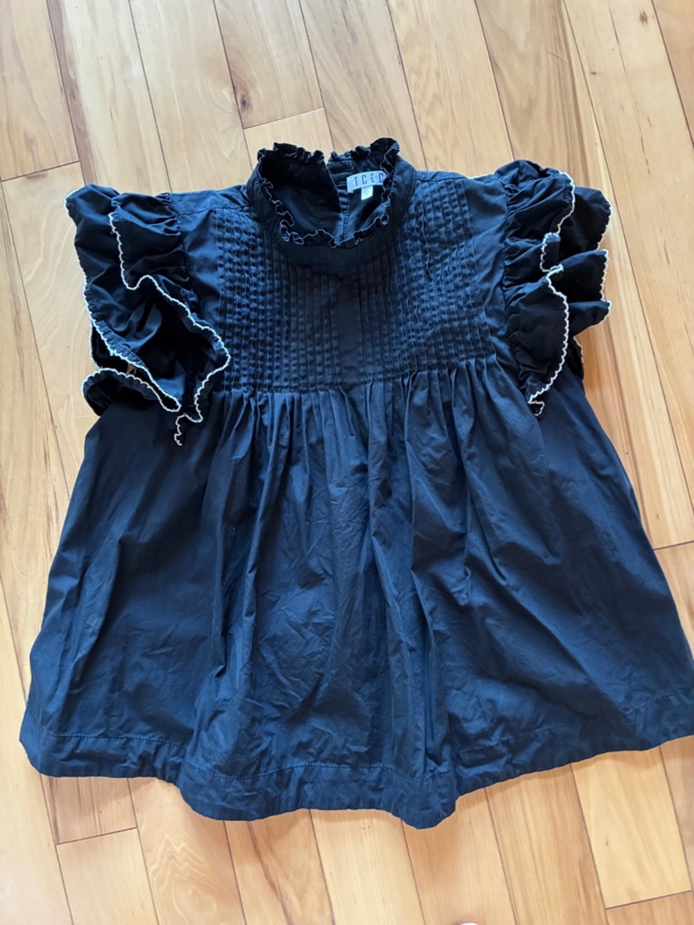 TCEC ruffle boutique style blouse